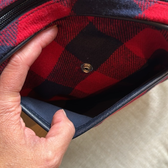 Lands End Crossbody-Red/Navy Plaid Flannel Exterior-Navy Trim-Cloth Strap- - Picture 10 of 16